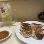 ギョーザ専門店 黒兵衛 - 