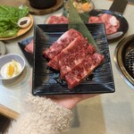 黒毛和牛焼肉みかく屋 - 