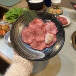 黒毛和牛焼肉みかく屋 - 