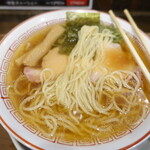 極中華蕎麦ひろた  - 中太の麺