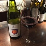 deco - 赤のグラスワイン（1400円）