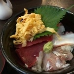 ワールド キッチン - 海鮮丼