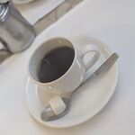 グリル千 - セットのコーヒーはミニカップで提供