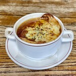 レストラン　高原 - 料理写真:冬季限定✨オニオングラタンスープ