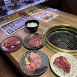 回転焼肉一升びん - 