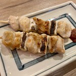 焼鳥日高 - 料理写真:「ねぎま（2本縛り）」290円也。税込。