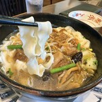 とり天発祥の店 レストラン東洋軒 - 牛肉とうしょう麺