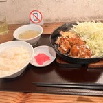 肉食堂 最後にカツ。 - 伝説のトンテキ(200㌘) 1,200円
