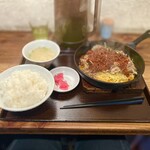 肉食堂 最後にカツ。 - 究極のトンシビレ(200㌘) 1,200円