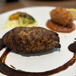 Kitchen Toshiki - 突然の閉店で混乱しました雅木のハンバーグ健在。雅木のハンバーグは世界一美味いと思っています。そのまま何もつけずに肉の旨みを感じれるハンバーグ。