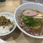 貝麺 みかわ - 