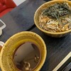 なぜ蕎麦にラー油を入れるのか。 新橋店