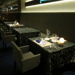 SALONE 2007 - バーニーズN.Y.横浜B1Fの新生大人のサロン★5