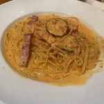 IL VENTO - ベーコンとズッキーニのトマトクリームソース