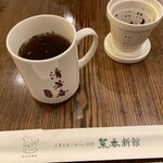 菜香新館 - ぼうぼう茶(烏龍茶とプーアール茶の中間？)