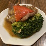 菜香新館 - 牛肉とブロッコリーの沙爹醬炒め(真菰茸が欠品でに変更)