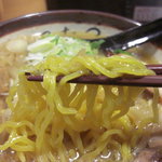 虎龍 - 麺は期待通りの黄色いちぢれ^^
