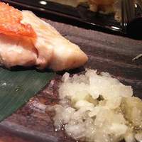 北 - 焼き魚。添えてある大根おろしがめちゃくちゃ旨い。