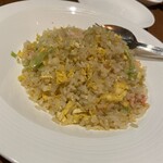 中国料理 「王朝」 - 蟹肉とレタスチャーハン