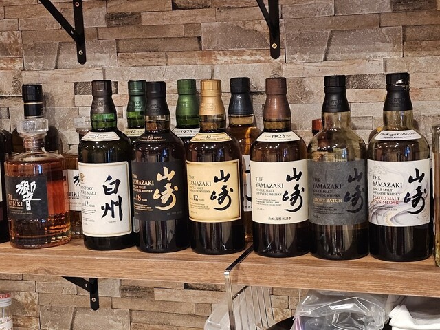 お酒の美術館 曽根崎お初天神通り店 - 東梅田/バー | 食べログ