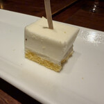 ベルサイユの豚 - 【デザート】レアチーズケーキ