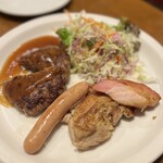 HAMBURG WORKS - ベーコンとソーセージは普通に美味しい(*´-`)