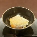 イル アオヤマ - ・名古屋コーチンのスープ　とらふぐの白子