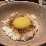 にしの - にしのさんは、黄色い飛鳥の卵。