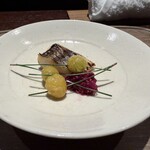 にしの - 焼物: 鰆の炭焼き。銀杏が香ばしい。