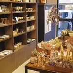 at Kiln - 陶芸品も販売