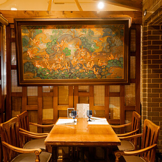 VIPルームや様々なタイプの個室のご用意がございます。