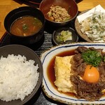 紀州の酒と串 日和り - 紀州だし巻き定食＋熊野牛すき焼きオプション