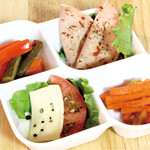 肉バル ココロ - コールドプレートココロ風