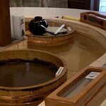 どんぐり - タル舟に食器を返却