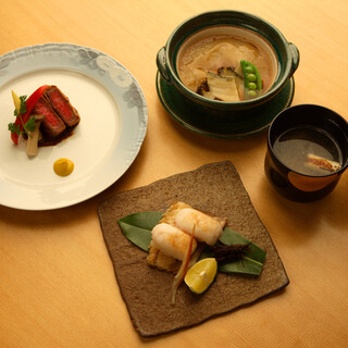 Chef's Recommendation: A Japanese Cuisine Course Packed with Seasonal Ingredients