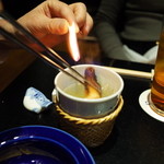 ふぐ 福治 - ひれ酒 着火の瞬間 2014.12.x