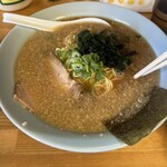 朝ラーメン - 濁りに見えますが、サッパリいただけて、臭みも無く、後味も良く、もたれません(*^▽^*)