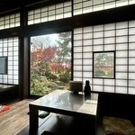 福助 - お庭が見える席