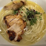 麺屋一燈 - ポルチーニ鶏白湯ラーメン