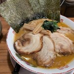 横浜らぁめん 桜花 西口本店 - 