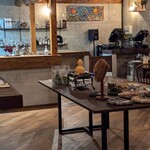 ミュージック喫茶カンビア - キッチンカウンター方面