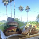 テディーズ ビガー バーガー - 立地最高