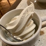  ガーデンビュッフェ パインテラス - 料理写真:ソフトクリーム