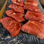 焼肉ホルモンやまと - 赤身肉2種盛り合わせ