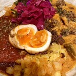 SPICY CURRY 魯珈 - 