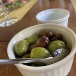 トラットリア カヴァタッピ - オリーブ盛り合わせ