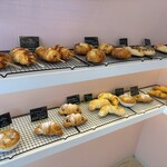 HAVE A NICE DAY PINKY BAGLE - パン達からの熱視線を感じマスオ(*ﾟ▽ﾟ*)