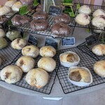 HAVE A NICE DAY PINKY BAGLE - 惣菜ベーグル達は、人気モノなんデスノート(〃ω〃)