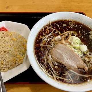 ラーメンレストラン ニングル_0