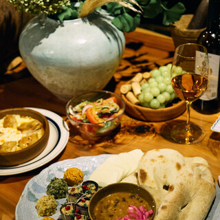 ジョージア料理盛りだくさん